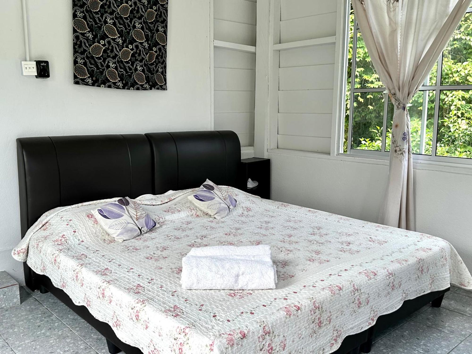 Kapal Terbang Guest House Langkawi Пантай-Сенанг Номер фото